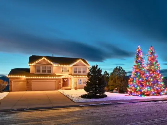 Pueblo, CO Christmas Lighting Installer